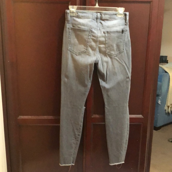 Light Gray Joe’s Jeans 👖🖤 - Picture 4 of 5